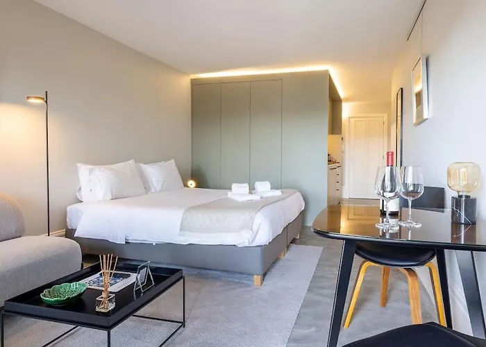 Panoramic Historic Views Private Terrace - A Apartment